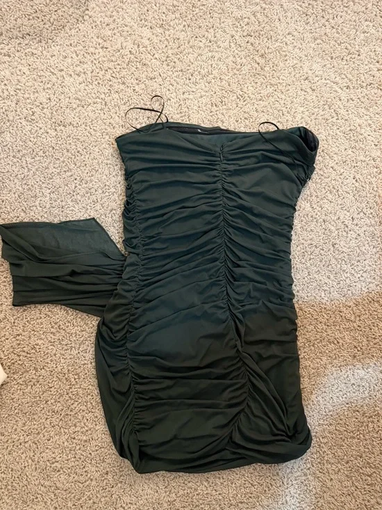 Amanda Uprichard never wornStrapless Ruched Green Cocktail Dress with Side Drape - Picture 2 of 2